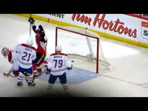 Clarke MacArthur scores a goal during the Canadiens @ Senators hockey game