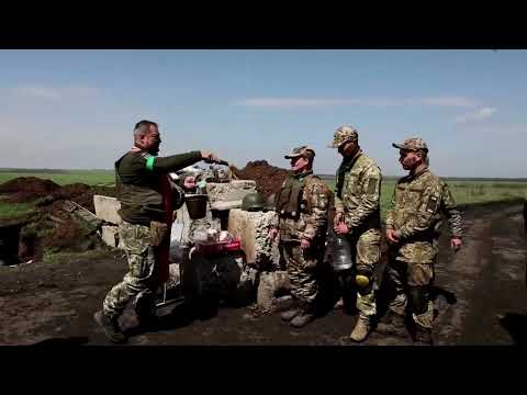 Ucrainenii celebrează Sfintele Paști în bisericile bombardate