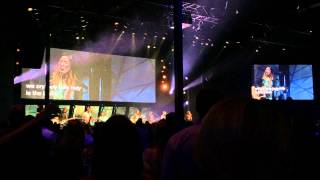 We fall down (Passion City Church)