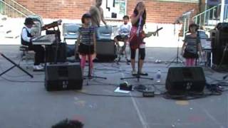 La la Means I Love You - Swingout Sister, Delfonics, Michael Jackson Cover - Kids Band