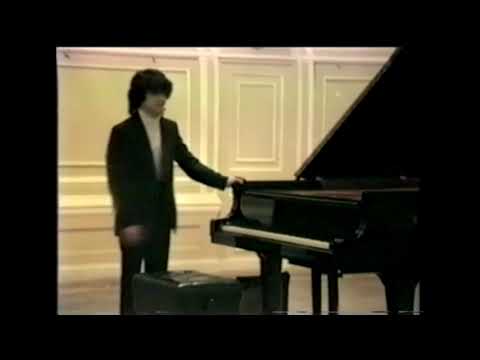 Alexei Sultanov performs Liszt Mephisto Walzer and Rachmaninov Etude-Tableu op. 39 Nr. 5