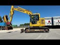 Riproduci video