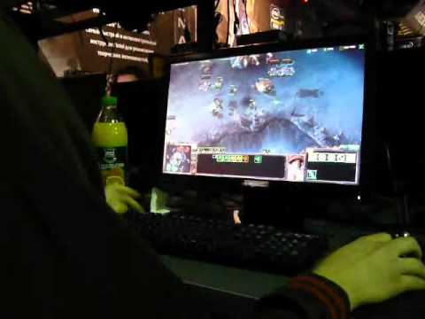 (TvP) Tarson vs SocKe, ESL IEM Kiev, 3rd map finish