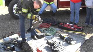 preview picture of video 'Introduction to Vehicle Extrication'