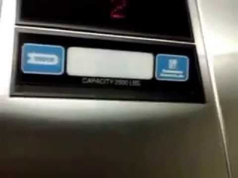 Northwestern/Dover Hydraulic Elevator @ Maritime Museum, Sturgeon Bay, WI