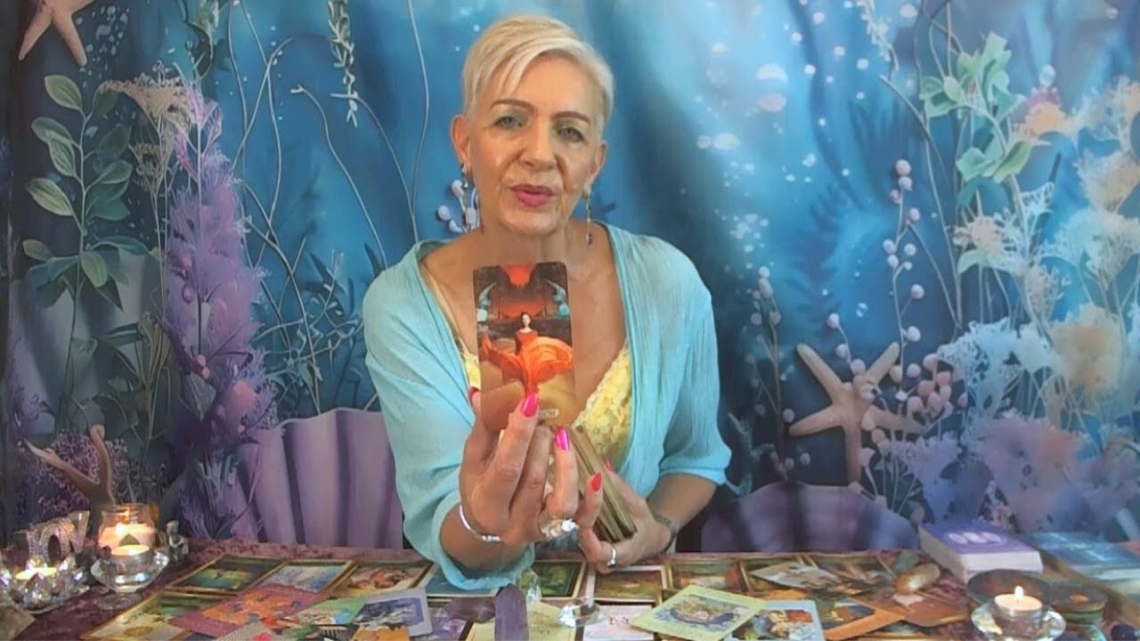 PISCES NOVEMBER 2025 Your Glowup lands You on the World Stage! Prepare for Success, Love & Abundance