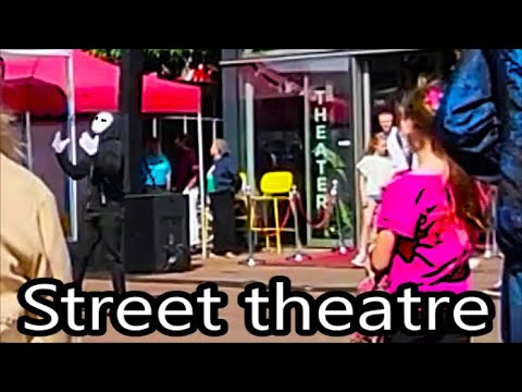 Dutch street Pantomime and spectators. Alphen a/d Rijn. Cultural Season & Street Performers (9-24)