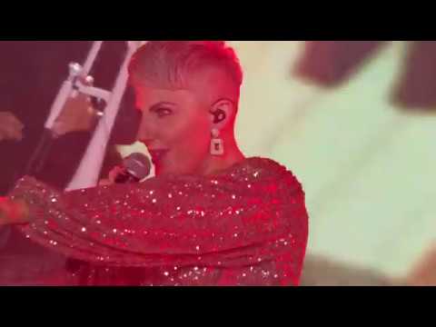 Stage Fever by Adam Kram : Proud Mary (LIVE) na gali MP Power Awards ON LINE