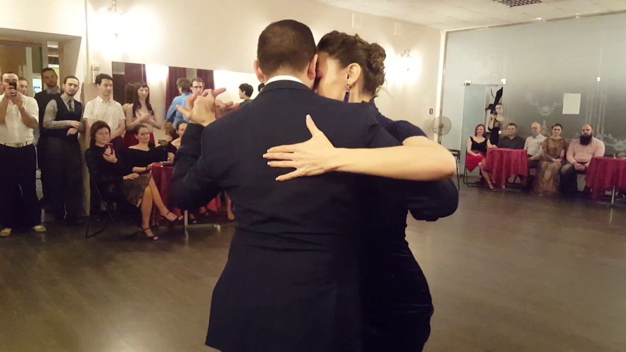 Sebastian Albano & Elvira Lambo @ Milonga "El Salon" 2/3
