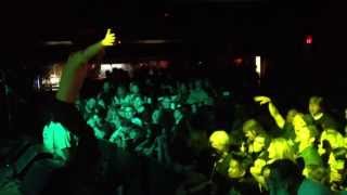 THE ICARUS LINE DEALS WITH RUDE DRUNK BABY BOOMERS @ House of Blues Los Angeles