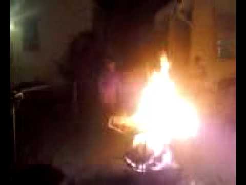 AMAZING drunk guy jumping over 8ft bonfire!!!