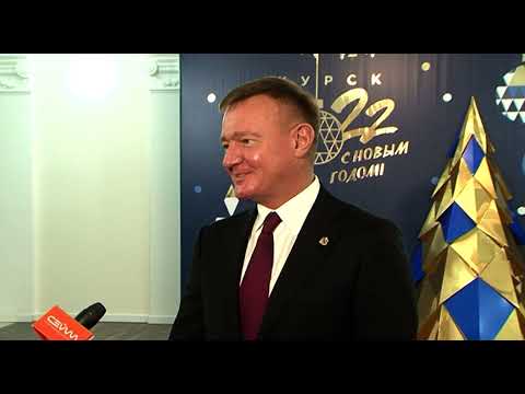 Курским школьникам вручил паспорта лично губернатор