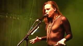 Halestorm : Gold Dust Woman @ Manchester Academy 04/04/2014