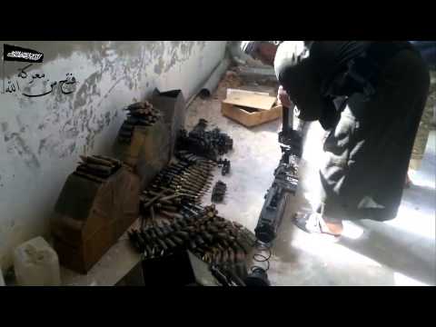 نقل الأسلحة والذخائر التي تم اغتنامها بعد السيطرة على مستودعات خطاب في ريف حماة