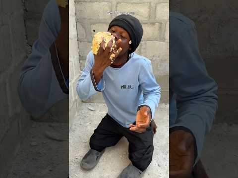 Workers and cake #funny #birthdaycake #comedymove #comedy #viral #trending #shortvideo #shorts