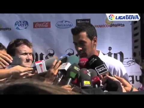 Busquets: "Ojalá éste sea el año en que Cesc llegue al Barcelona"