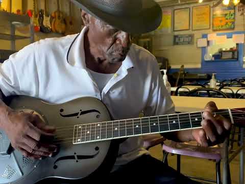 All About the G-String - Jimmy Duck Holmes #bentoniablues #deltablues #countryblues #JimmyDuckHolmes
