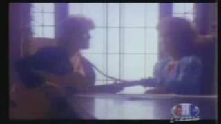 The Judds - Love is Alive