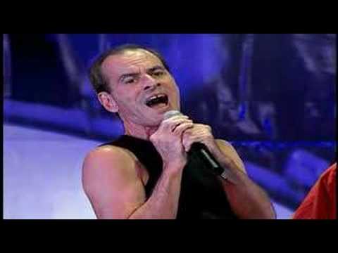 Pedro Luis e a Parede & Ney Matogrosso - Sangue Latino