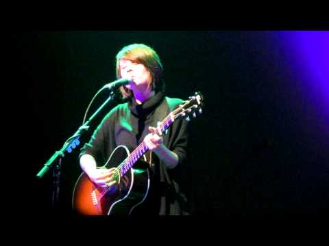 12/14 Tegan & Sara - Did you say necking? - Call It Off w/screw up - The Tivoli 14-Dec-10