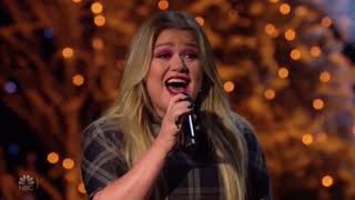 Kelly Clarkson & Brett Eldredge - Under the mistletoe