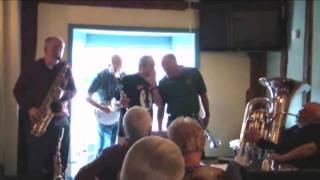 Swee Lorraine - Martin Eaton Vocal & Tenor Sax with The Johnny Rogers Trio