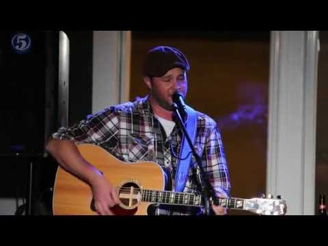 Kyle Forry performs Some Kind of Magic at Songwriters in the Round