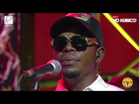 CONCERT DE SASA TSHIOKWHE DE L'ORCHESTRE SHA DEDE INTERNATIONAL AU PLANATO DO KINO AGOLA