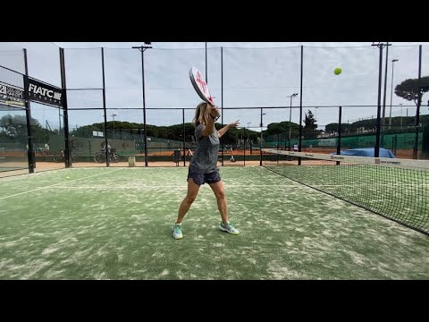 Karine en stage de padel à Barcelone