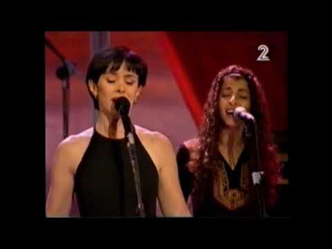 שיר ישראלי - רון בכר -גלי עטרי - במקום איתך מילים: אסתר שמיר לחן: גלי עטרי