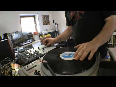 SirCut - Do the funky Sloth