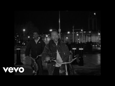 Nia Smith - Give Up The Fear (Official Video)