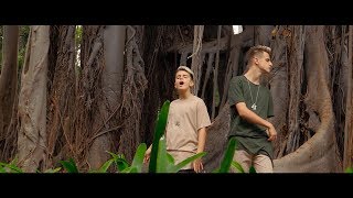 Juntos en Jumanji - Adexe & Nau (Videoclip Oficial)