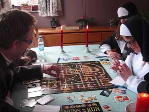 How to play - by Frederic Moyersoen