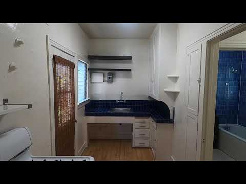 PL10028 - Spanish Style Studio Apartment For Rent (Los Angeles, CA.)