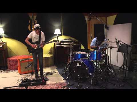 A Little Thunder   Thomas Pridgen "Looper Pedal" Bonus Footage