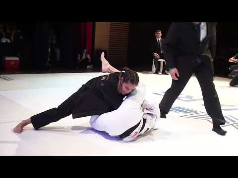 Big Wars Brazilian Jiu-Jitsu • Mariana Magalhães X Tamirez Cruz