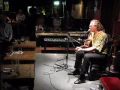 Hans Theessink -- "Walking the Dog"