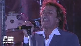 Rod Stewart “Forever Young” Live on the Howard Stern Show (2001)