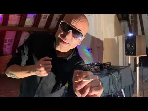 How to kill your boring coronavirus quarantine - w/ Angy Kore b2b Gabriel Padrevita