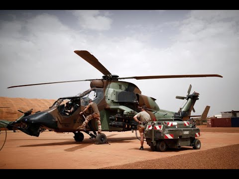 مقتل 13عسكرياً فرنسياً من قوة برخان في مالي أثناء عملية قتالية ضد جهاديين