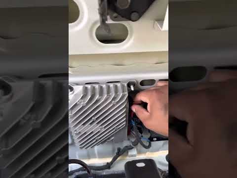 LLJ T-harness & ANC Bypass install on 2022 AT4 HD