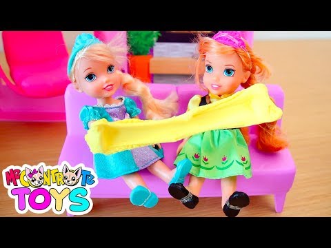 ELSA & ANNA SLIME! La zia ha portato i regali! - Me contro Te Toys