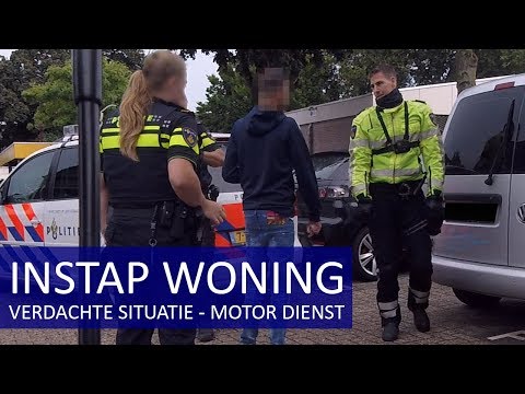 Politie instap woning - Verdachte situatie - Dienst op de motor - Jan-Willem