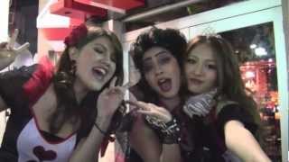 preview picture of video 'Random Halloween Cute Sexiness in Tokyo - Roppongi 2012'