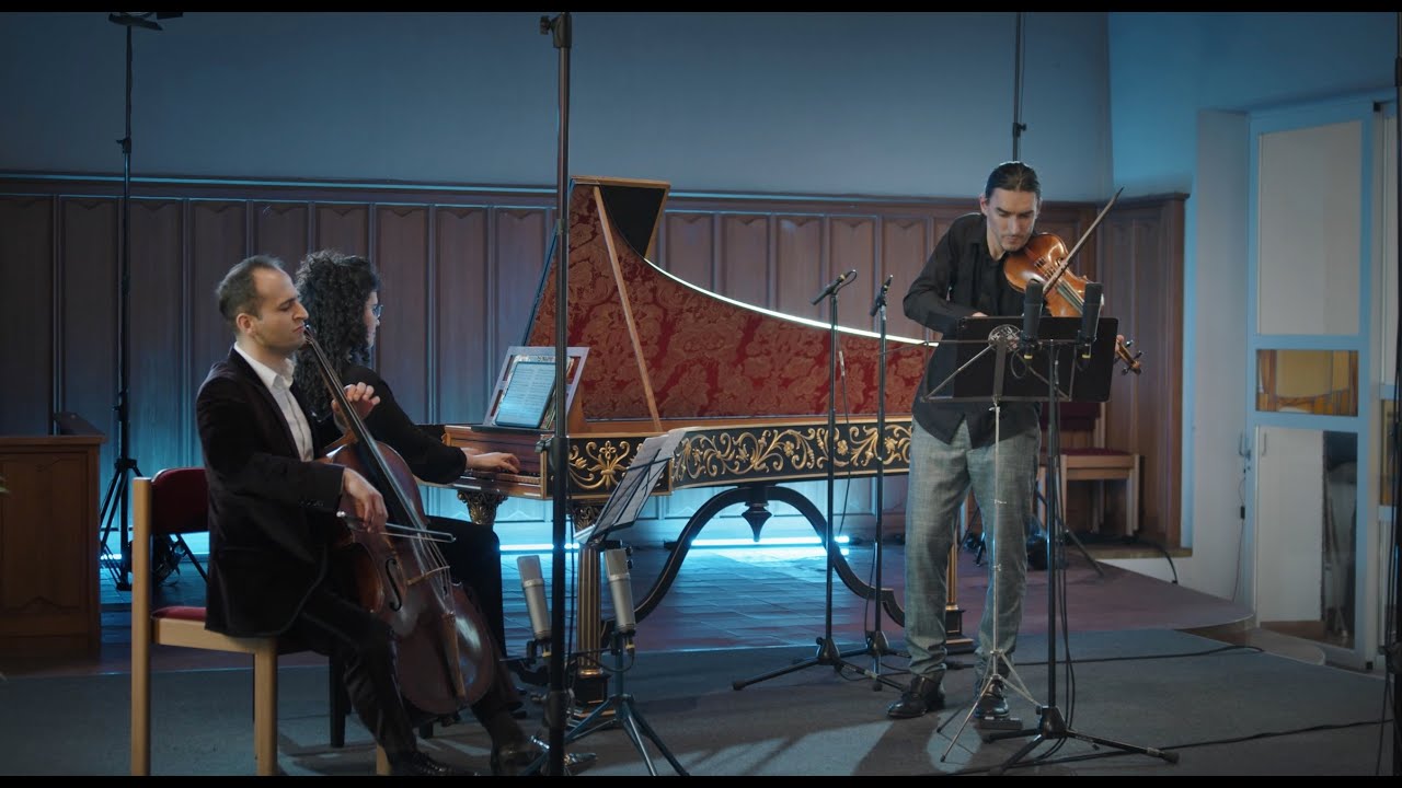 Vivaldi - Trio-Sonata in C-Minor, RV 83