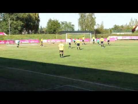 Janina Libiąż - Orlicz Suchedniów 01.10.11r. - gol na 1-0