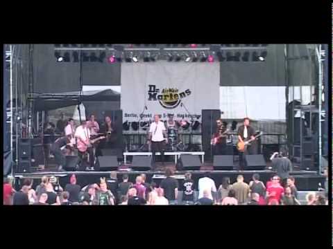 Force Attack 2004 ][ The Backseats - Serial Mum