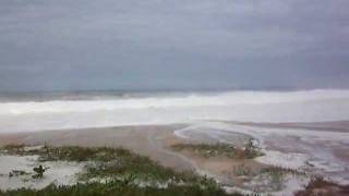preview picture of video 'Ressaca Mar Jaconé  tsunami Wave envahit la côte brésilienne spectacular accident'