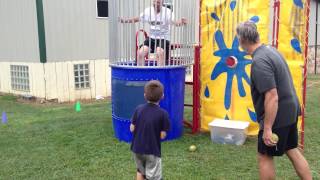 preview picture of video 'Brayden was excited to sink the man in the dunking booth!'